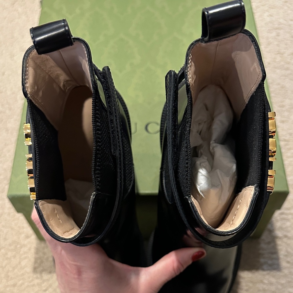 Gucci Boots 730064AABK6 size 40
MAGNUM CALF/NEW WALL
RIBBON - Picture 6 of 8